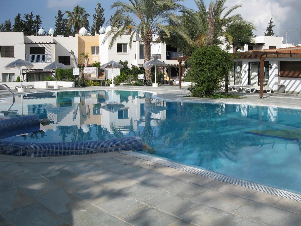 Paphos Gardens Apartment Ngoại thất bức ảnh