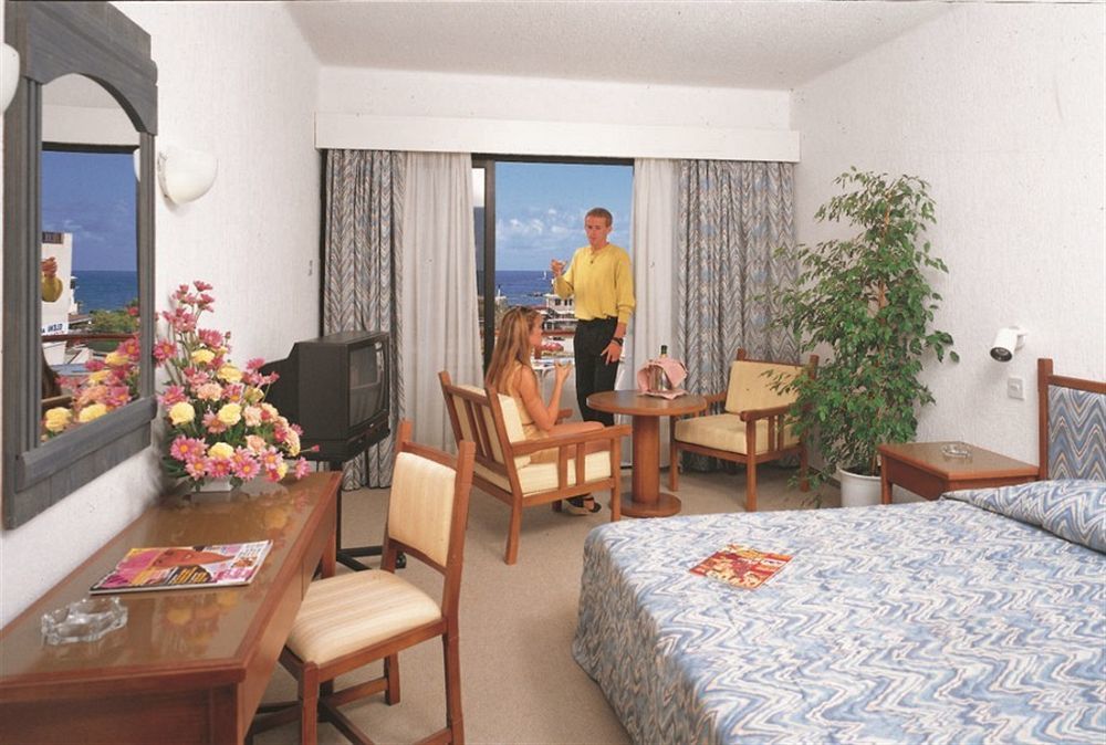 Paphos Gardens Apartment Ngoại thất bức ảnh