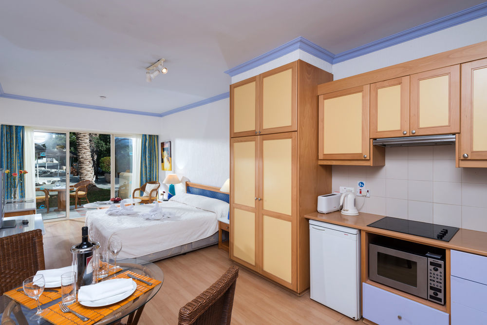 Paphos Gardens Apartment Ngoại thất bức ảnh