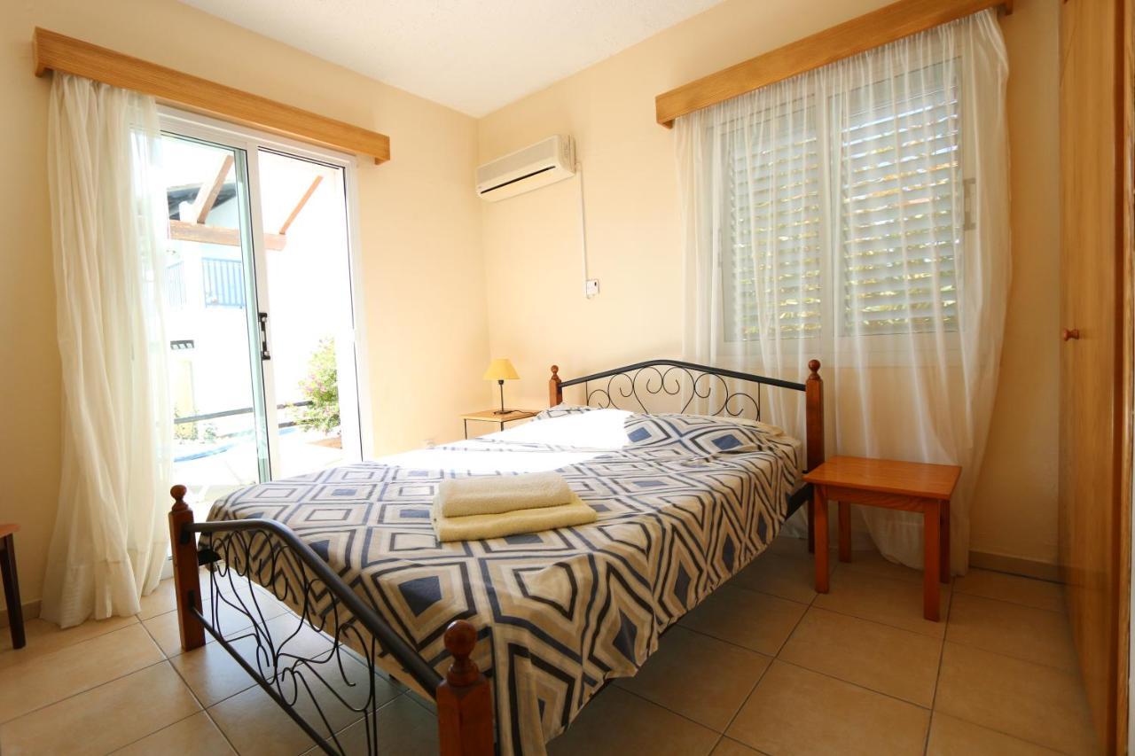Paphos Gardens Apartment Ngoại thất bức ảnh