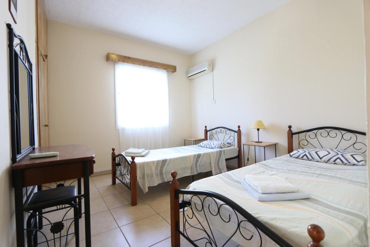 Paphos Gardens Apartment Ngoại thất bức ảnh